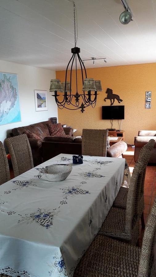 Glaesibaer Bed & Breakfast Reynistadur Ngoại thất bức ảnh